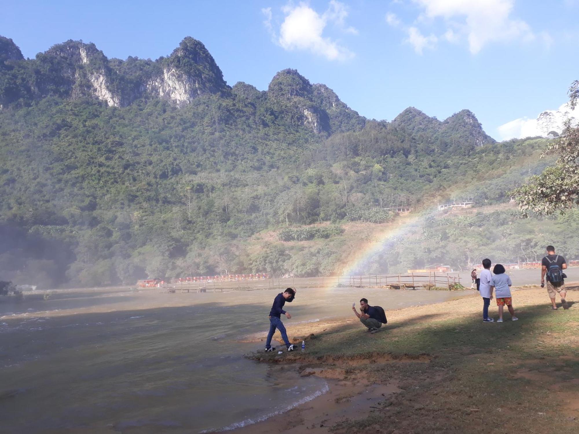 A Sy Ban Gioc Homestay - Lang Da Khuoi Ky Cao Bang Exterior photo