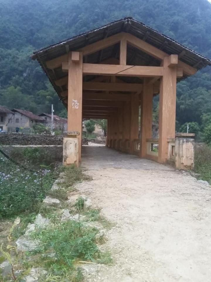 A Sy Ban Gioc Homestay - Lang Da Khuoi Ky Cao Bang Exterior photo